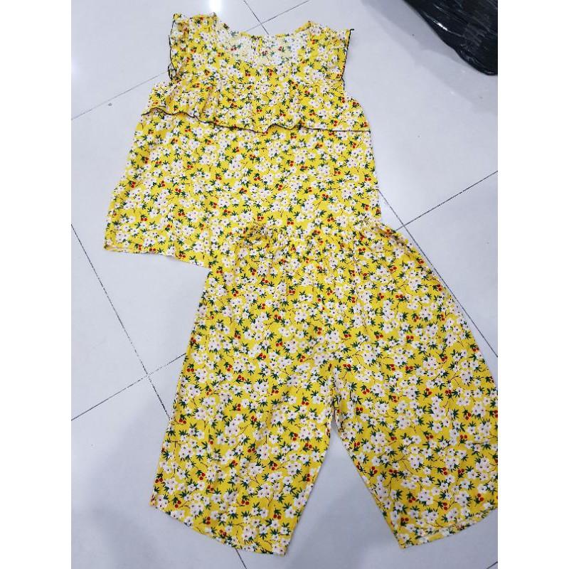 Đồ bộ hè mềm mát dành cho tuổi trung niên, vải Lanh Thái