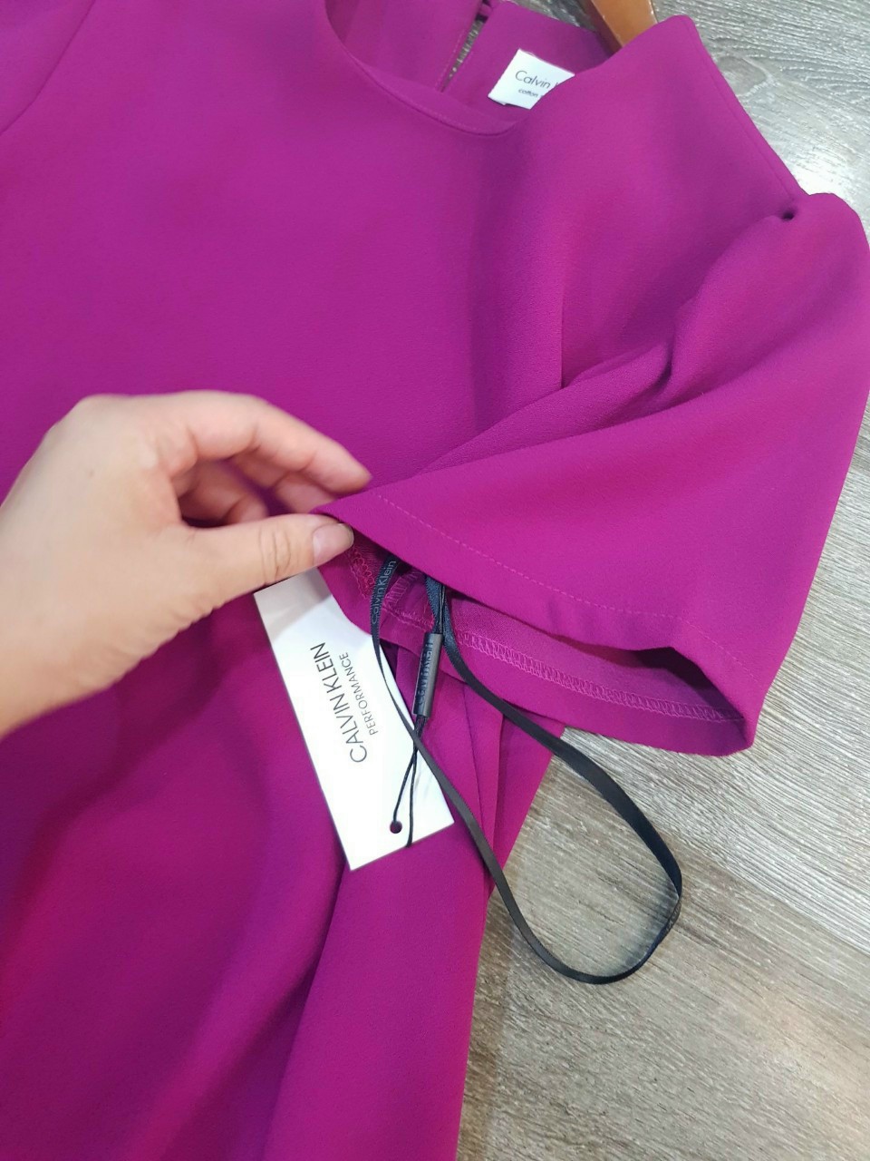ĐẦM SUÔNG ĐUÔI CÁ KÈM DÂY THẮT