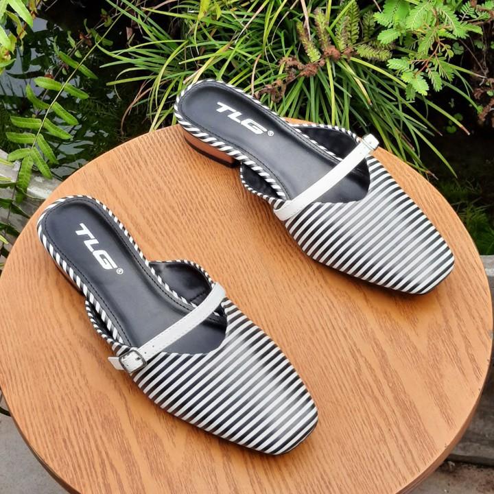 Giày sục nữ siêu dễ thương trẻ trung năng động 21339