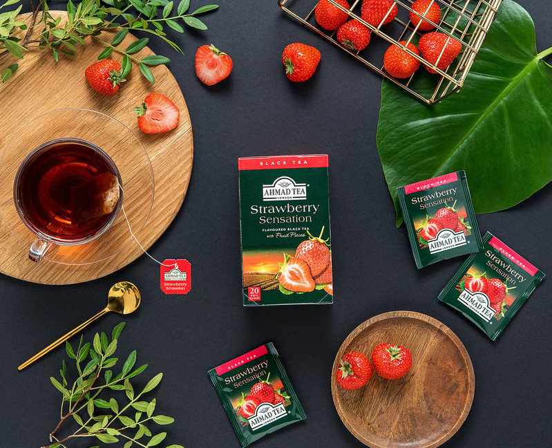 TRÀ AHMAD ANH QUỐC - DÂU - Strawberry Sensation - Thơm ngon và nhiều công dụng