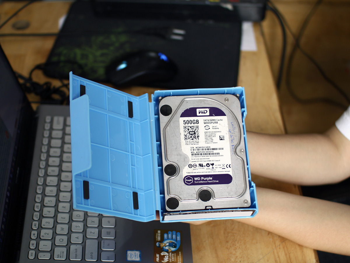 Hộp đựng ổ cứng Orico PHP-35, Box ổ cứng máy bàn hdd 3.5 Sata, vỏ đựng bảo vệ ổ cứng chống shock nhựa cứng siêu bền - Hàng Chính Hãng.