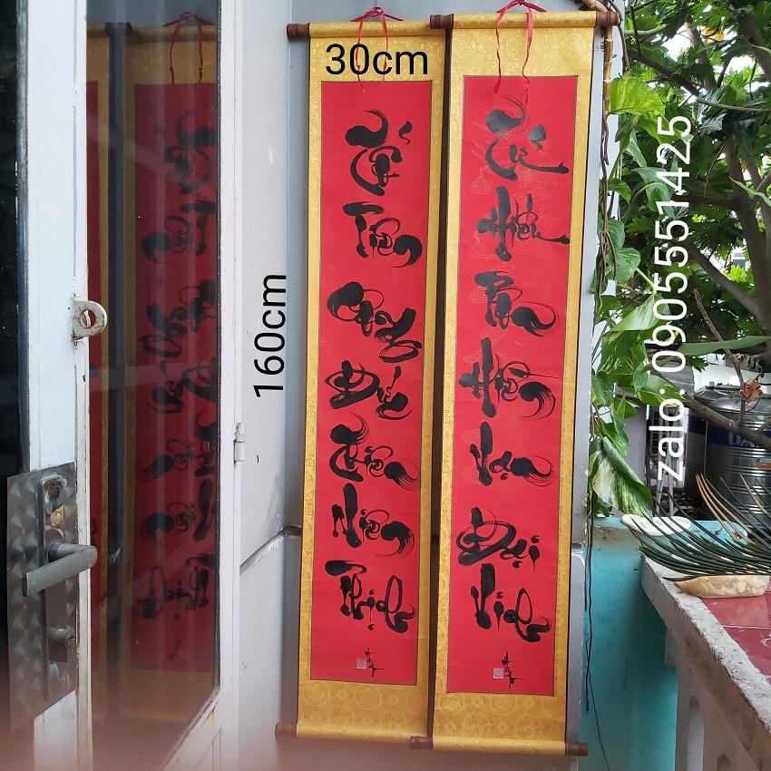 Câu đối tổ tiên. Kích thước lớn 30cm x 160cm. Đối biểu lụa thư pháp. Quà tặng ông bà, cha mẹ, quà tết