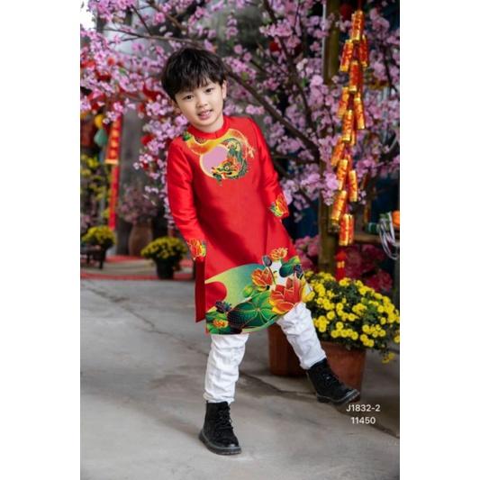 Áo dài cách tân hình rồng hoa Sen