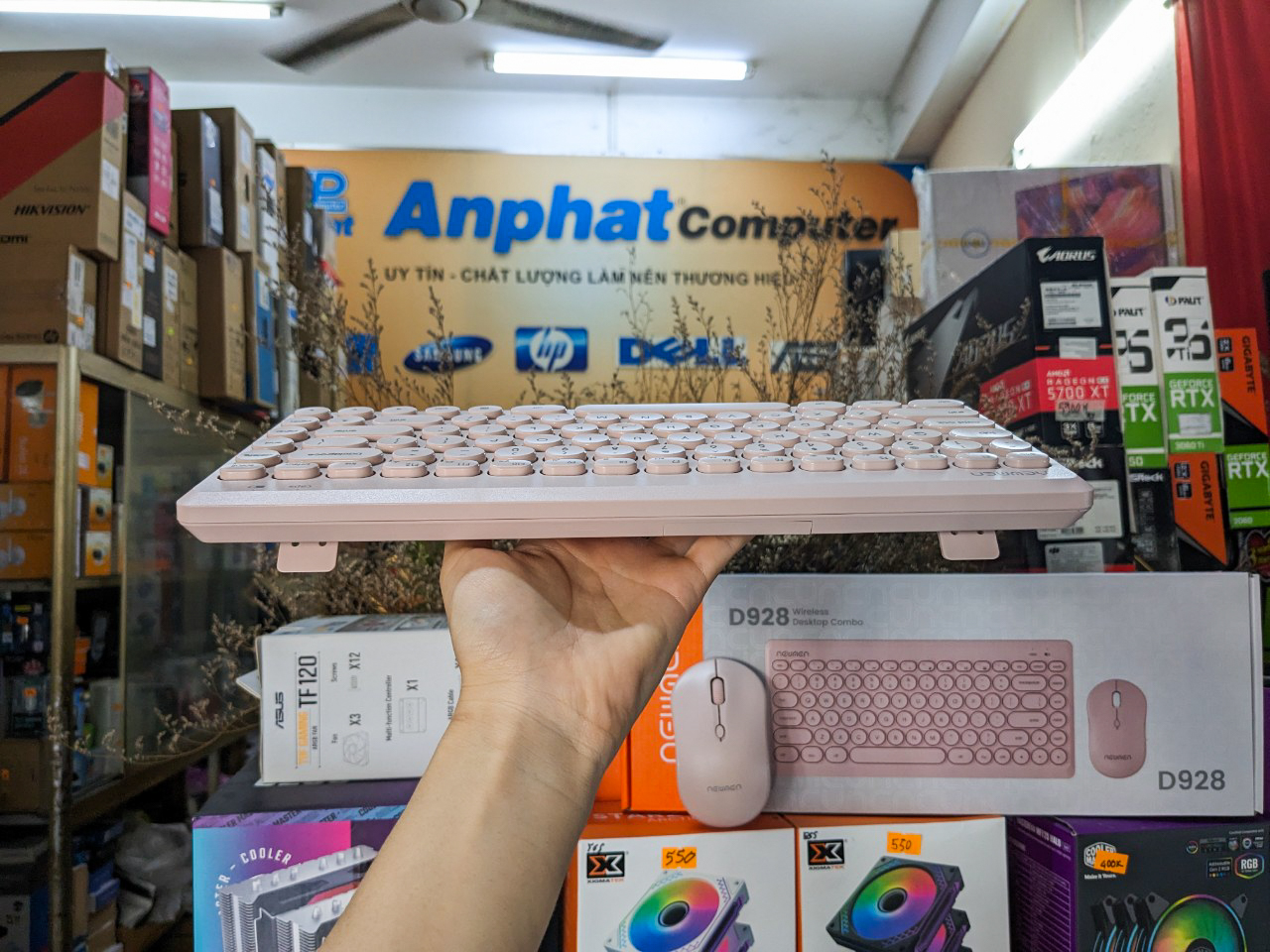 Bộ bàn phím chuột không dây NEWMEN D928 - Hàng Chính Hãng