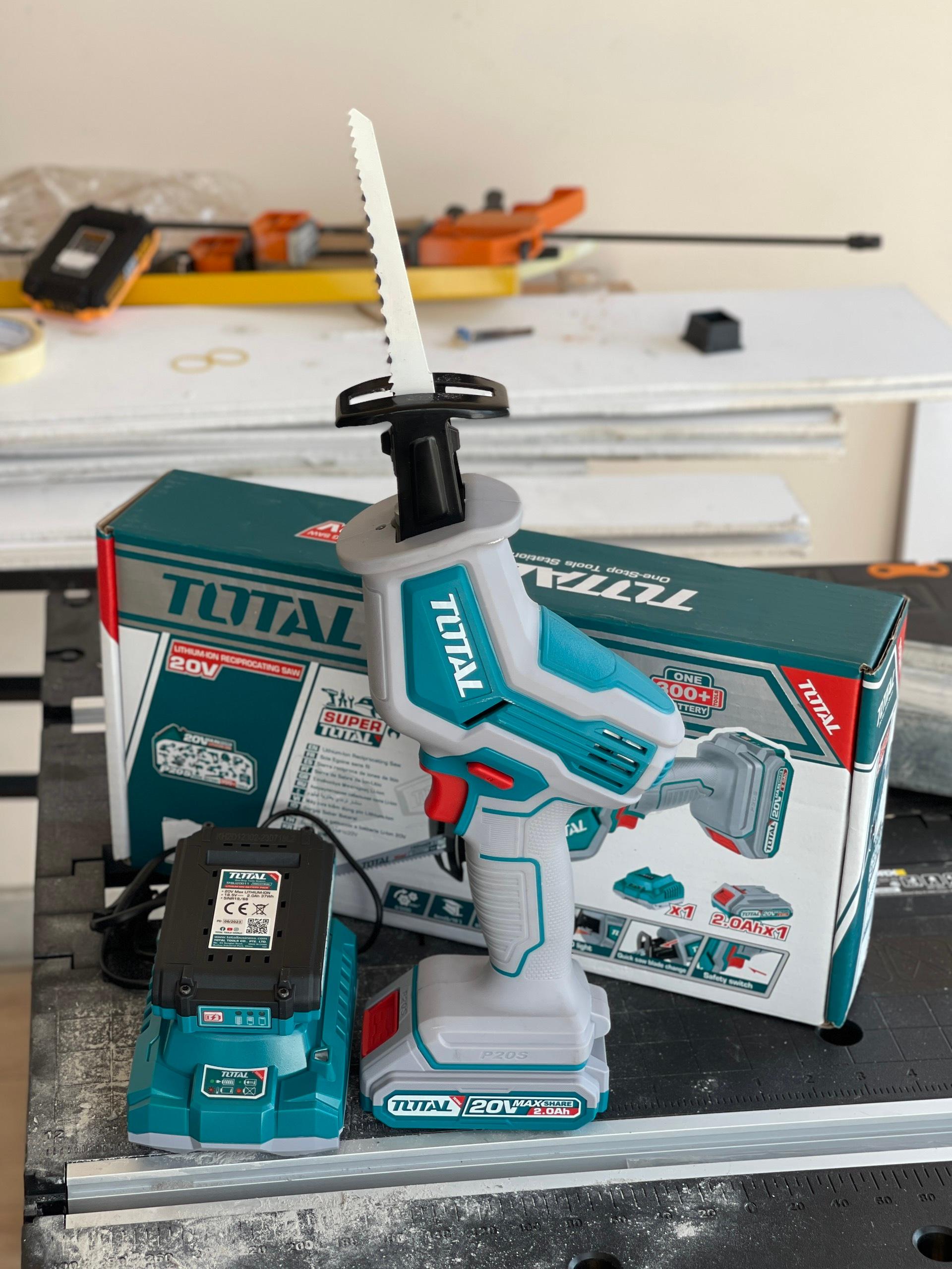 MÁY CƯA KIẾM DÙNG PIN LITHIUM-ION 20V (KHÔNG KÈM PIN &amp; SẠC) TOTAL TRSLI6506 - HÀNG CHÍNH HÃNG