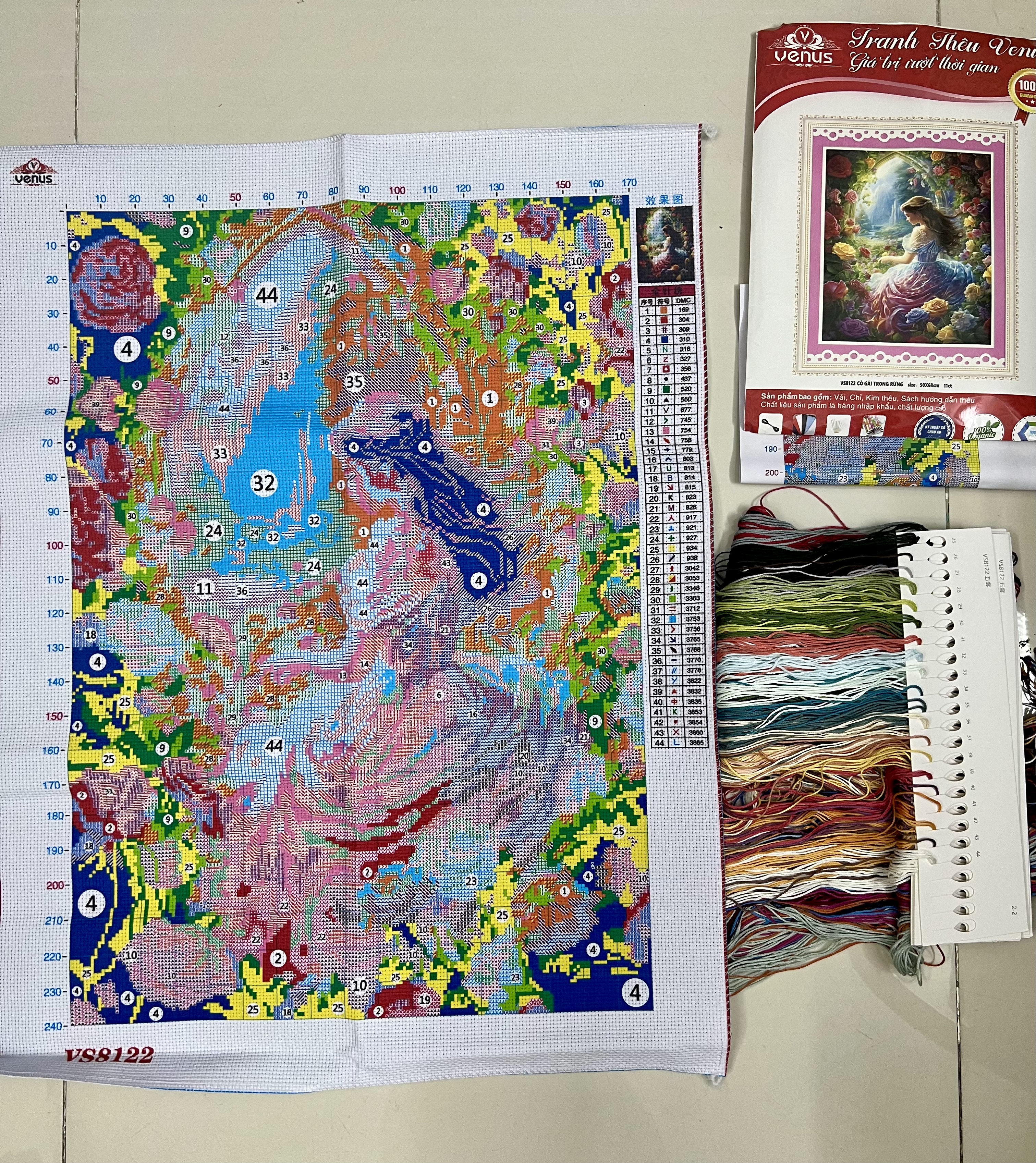 Tranh thêu kín cô bé trong rừng vs8122, kích thước 50 x 68 cm