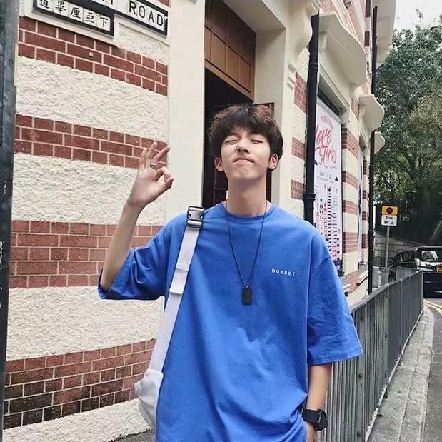 Áo thun ngắn tay đơn giản phong cách năng động trẻ trung cho nam