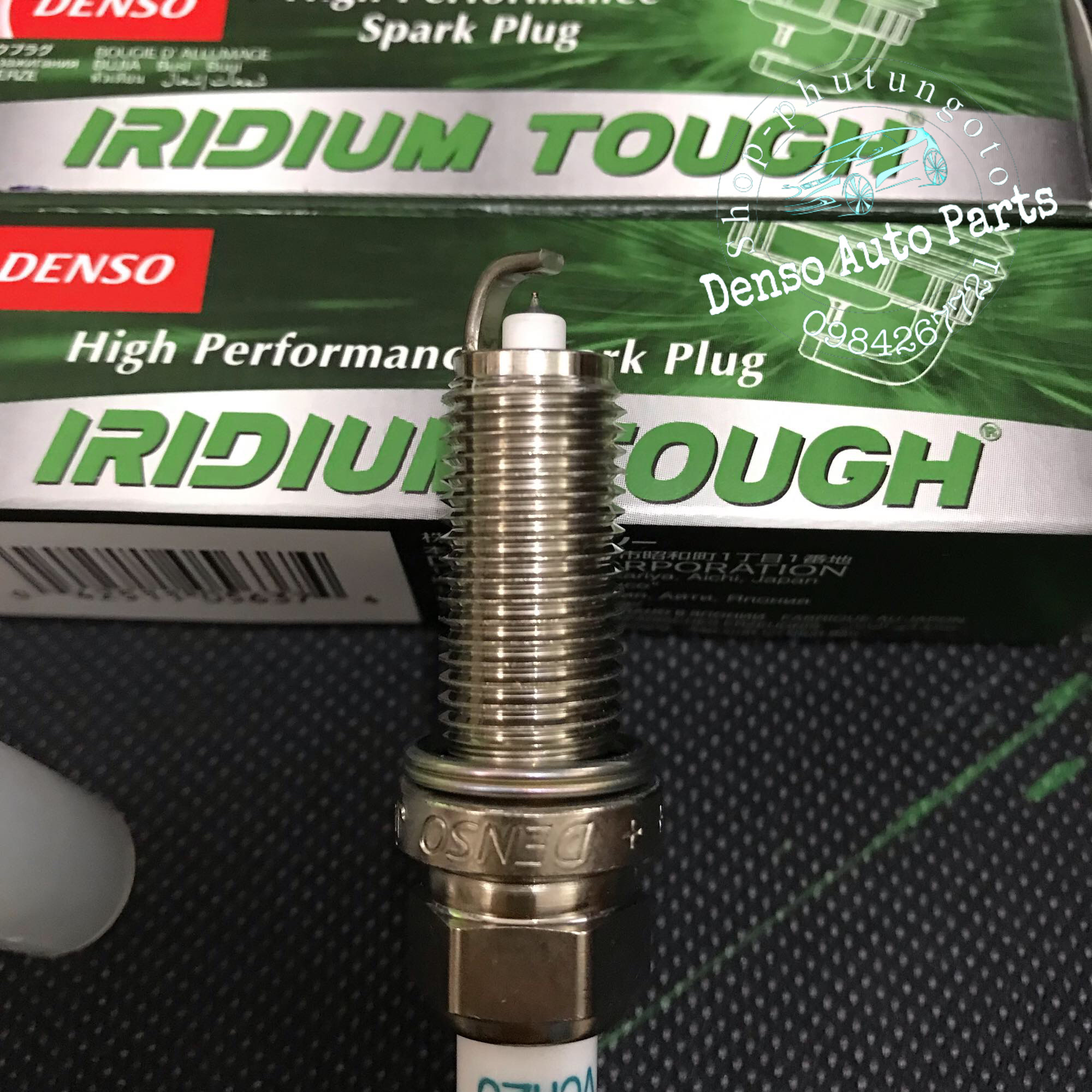Bugi iridium Touch Denso VCH20 1 hộp 4 bugi dành cho xe