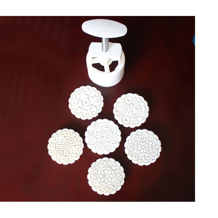 Khuôn trung thu lò xo 100gr 6 tròn mặt hiện đại