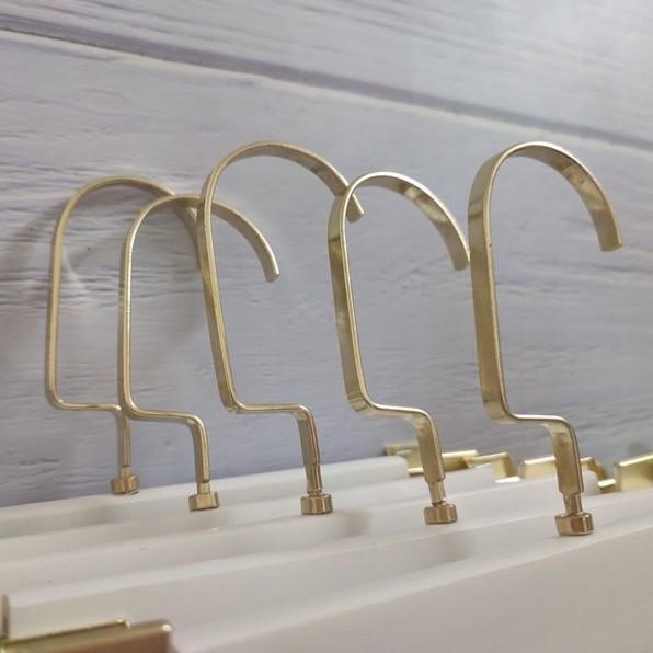 Kẹp quần áo-kẹp gỗ màu trắng-kẹp gỗ đầu kẹp mạ vàng-kẹp gỗ đầu móc vuông dẹt mạ vàng-kẹp gỗ chuyên dùng để treo quần-áo,
