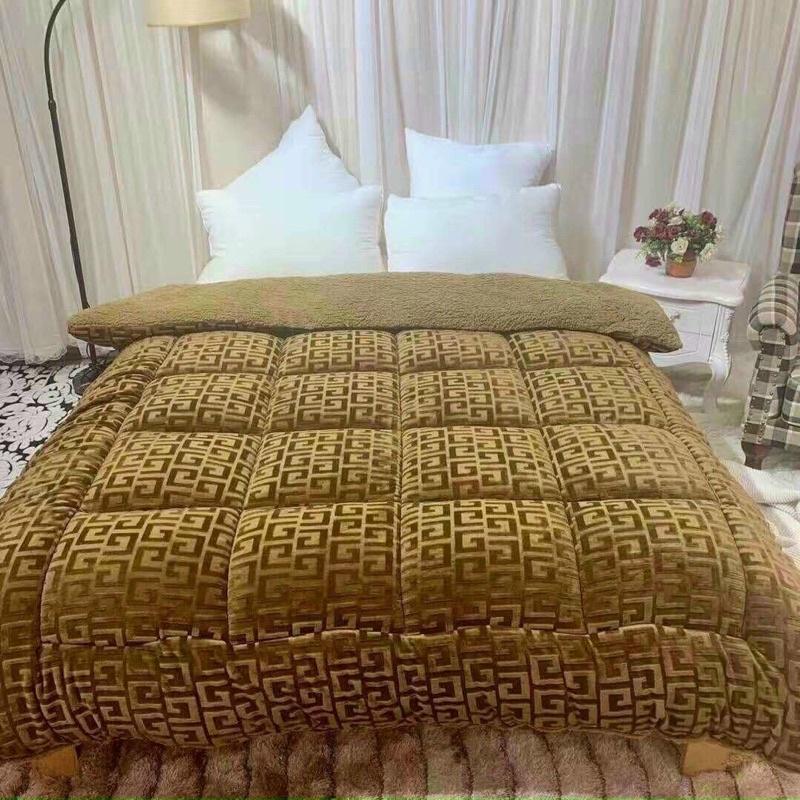 Chăn Lông Chữ Vạn In 3D Nặng 3KG