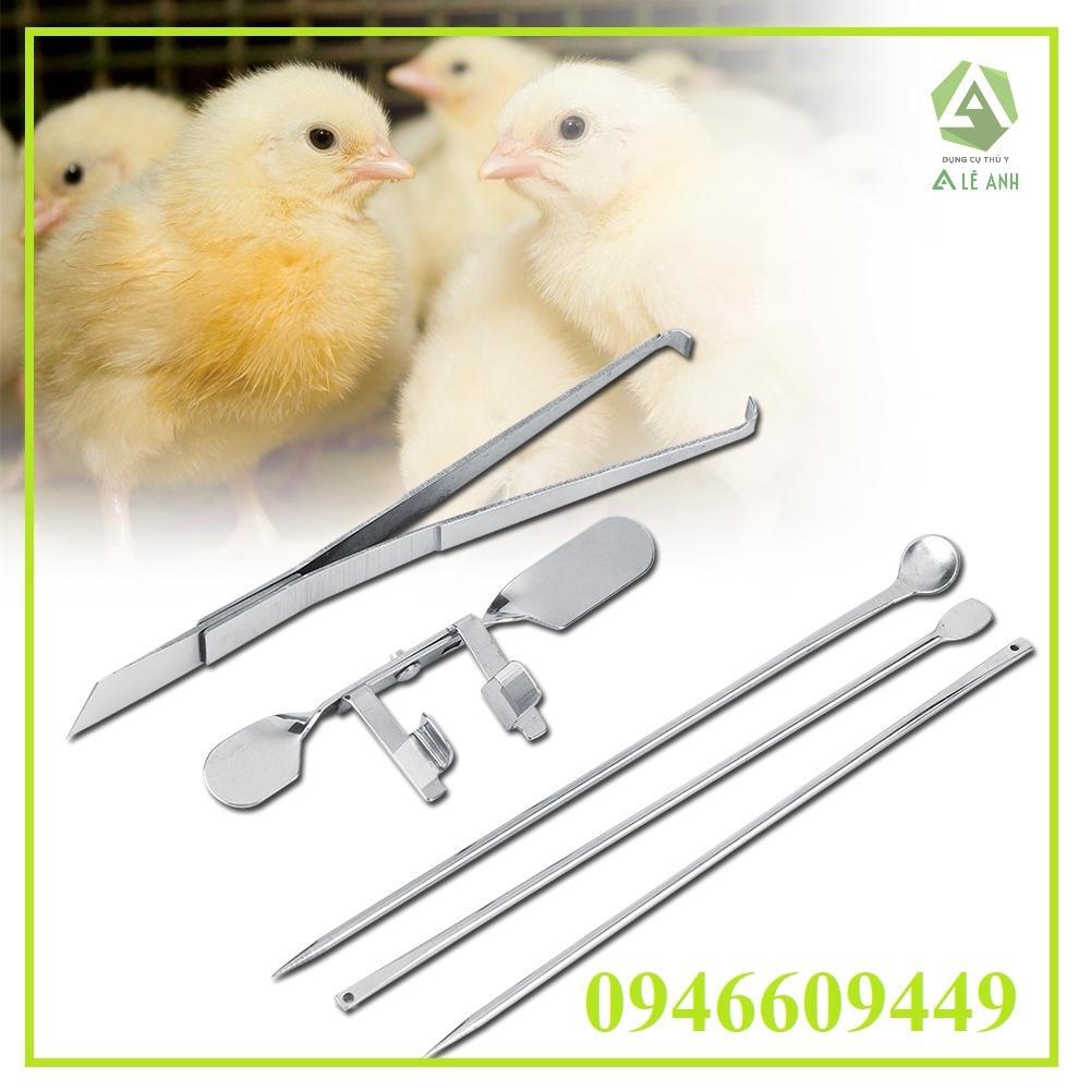 Bộ dụng cụ thiến gà