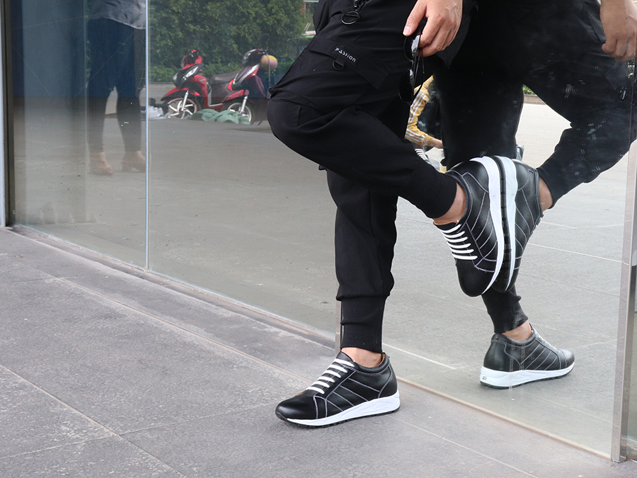 Giày Cao Nam Siêu Nhẹ T&TRA Tăng Cao 8Cm- T19 Đen- Chất Liệu Da Bò Cao Cấp, Đế và Lót Tăng Cao Chất Liệu EVA Siêu Nhẹ, Trọng Lượng Nhẹ Hơn 30% So Với Đế Cao Su