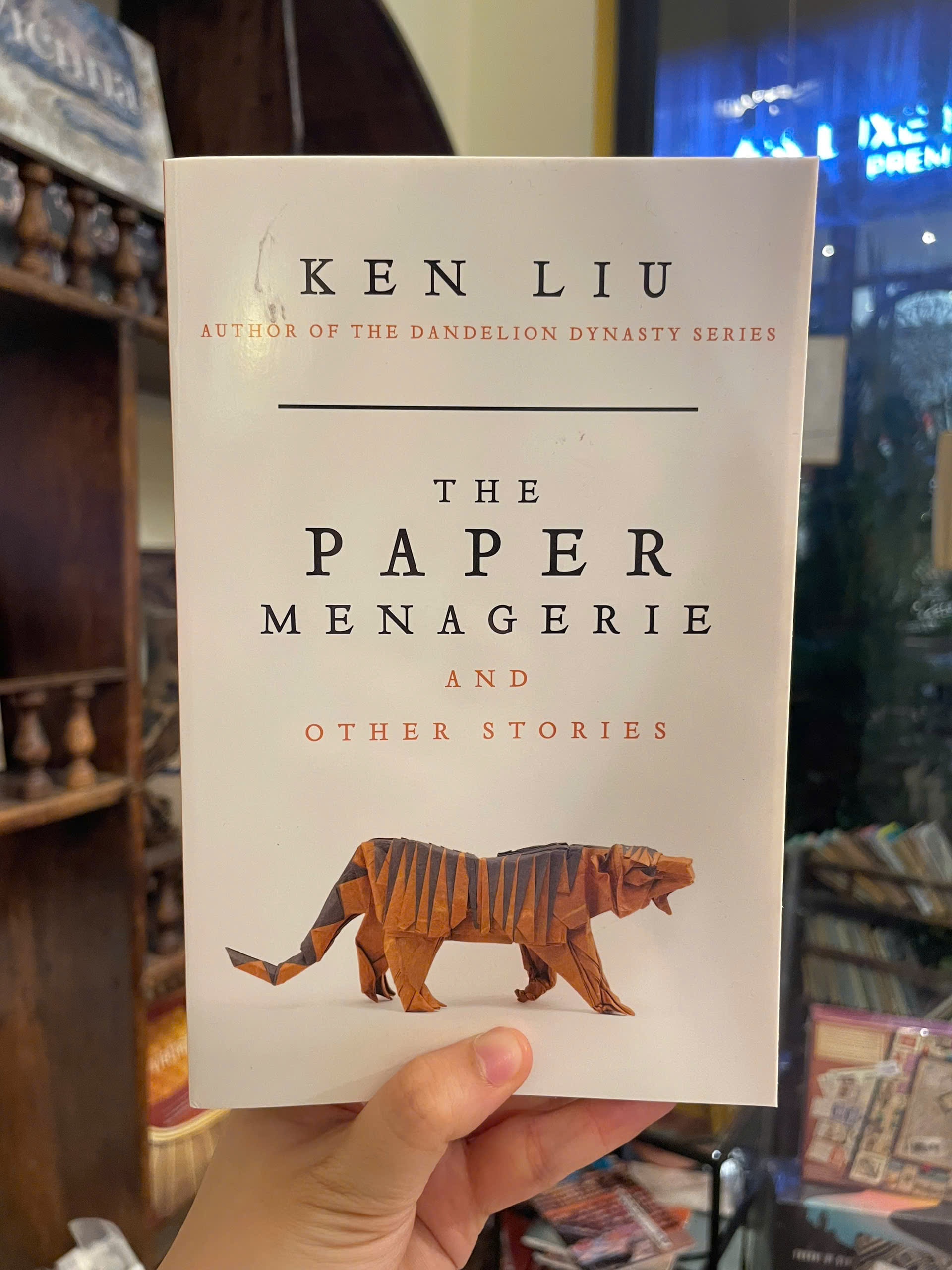 Sách - The Paper Menagerie and Other Stories by Ken Liu -  Fantasy/Fiction book in English