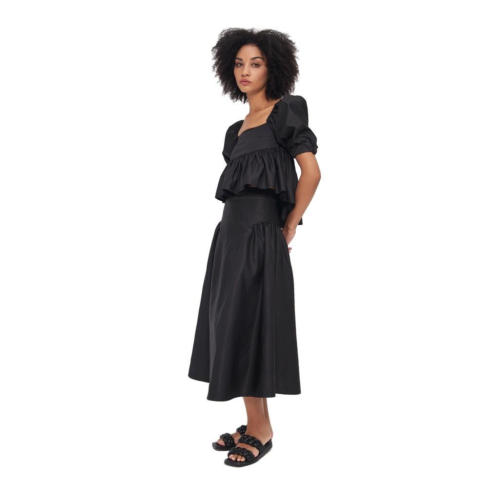 Chân váy nữ, màu đen, form dài nhún nhẹ 2 bên hông, chất vải nylon dày dặn, là min - NYLON RUFFLE MIDI SKIRT - BLACK