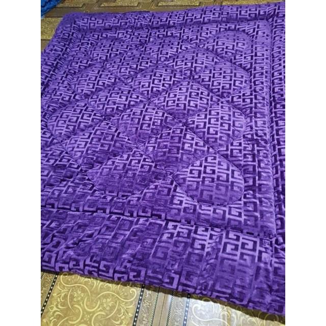 Chăn lông cừu chữ vạn 3D