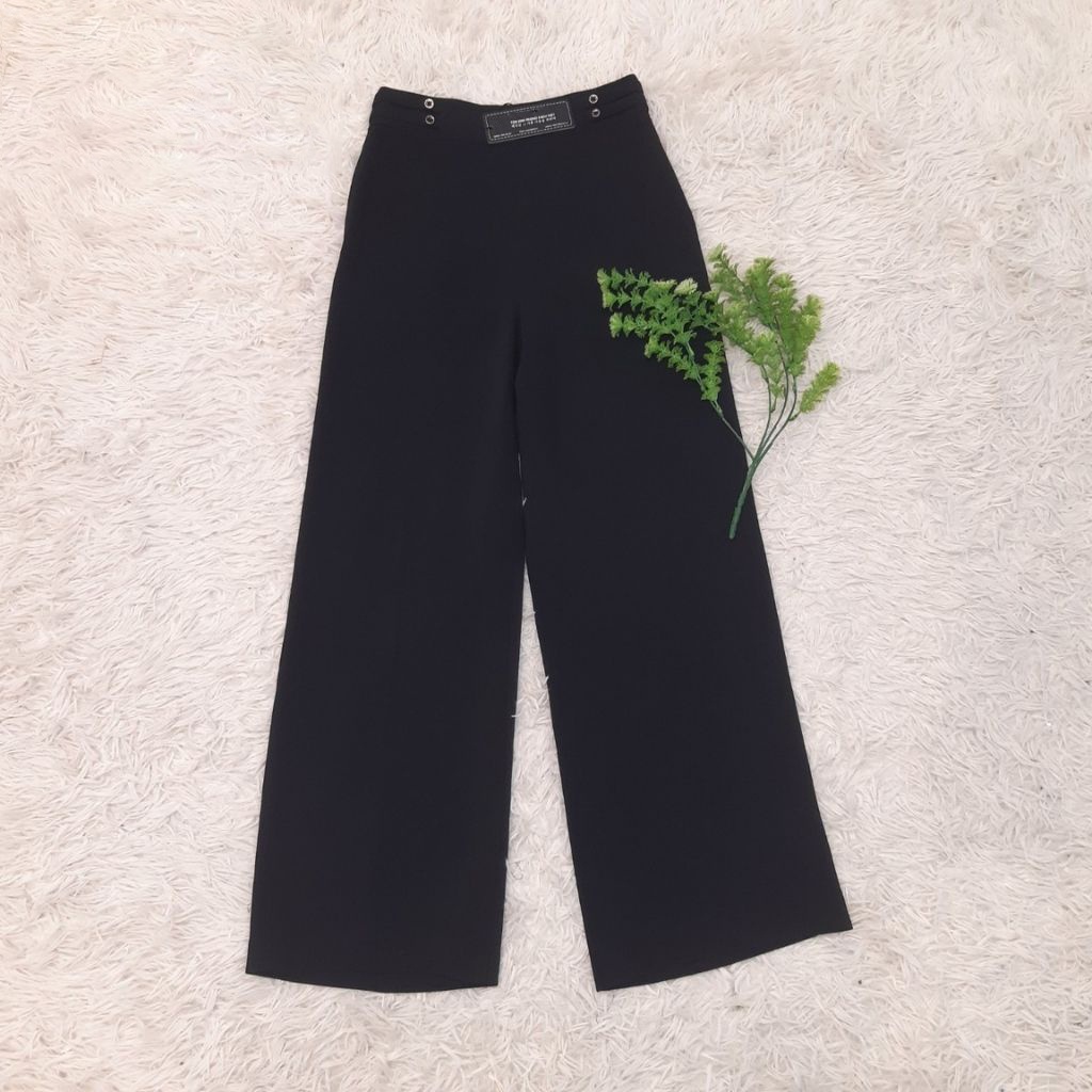 Quần Tây Nữ Công Sở, Quân Ống Suông Thời Trang UK Fashion Ống Rộng, Thiết Kế Cúc Sườn, Thanh Lịch, Nhẹ Nhàng NKQU2112006