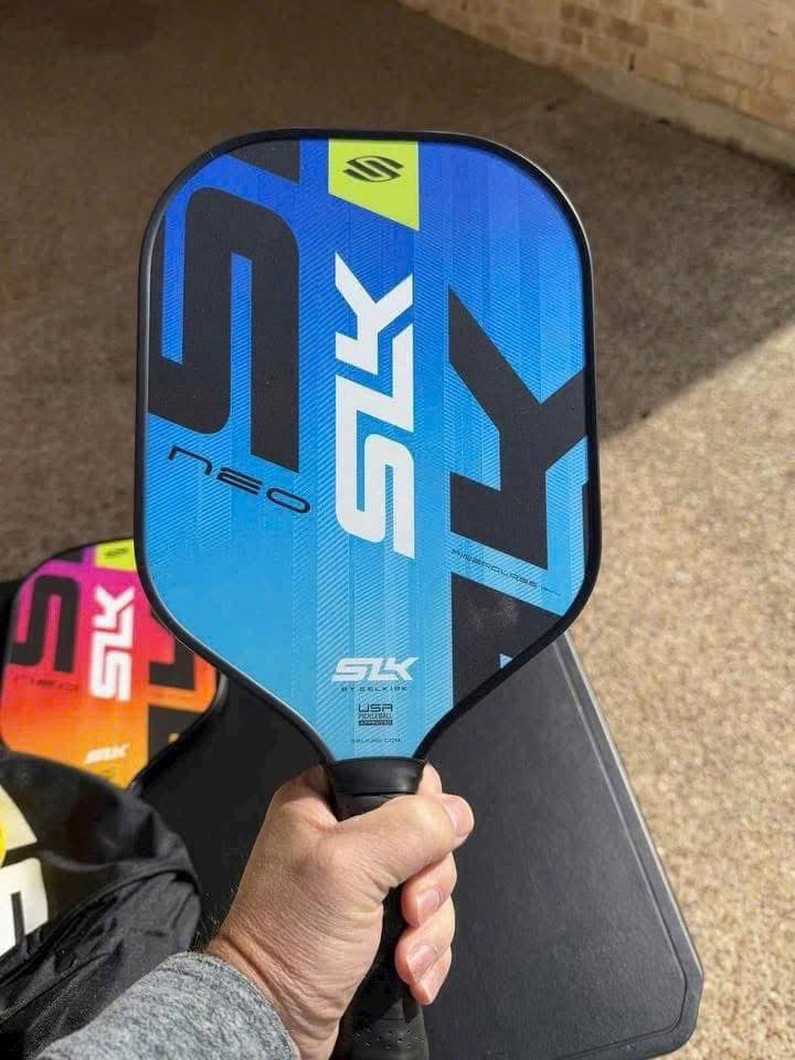 Sét vợt Pickleball 2024 SLK Neo by Selkirk (2 vợt, 1 túi đựng, 3 bóng) Hàng chính hãng