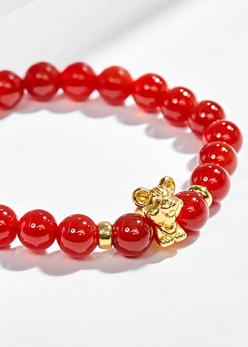 Vòng tay đá mã não đỏ charm tuổi tý bạc mạ vàng 24k - Ngọc Qúy Gemstones