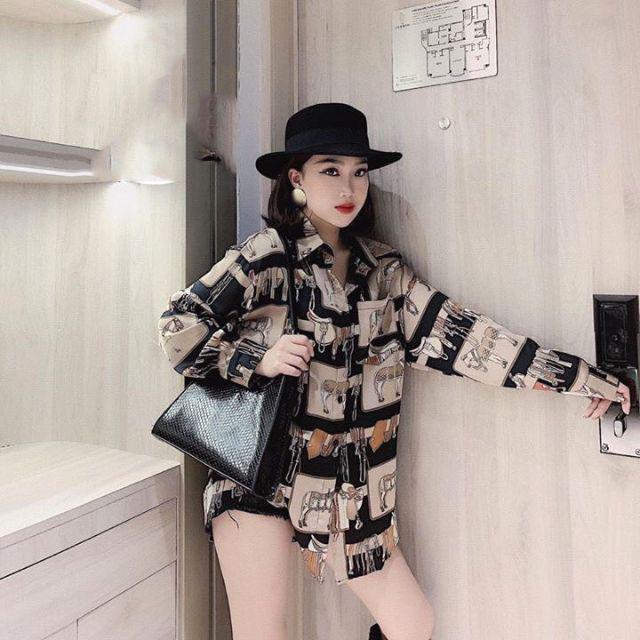 Hình ảnh Somi lụa Fashion Họa tiết trẻ trung năng động rumyh Size M L Bảo hành 7 ngày