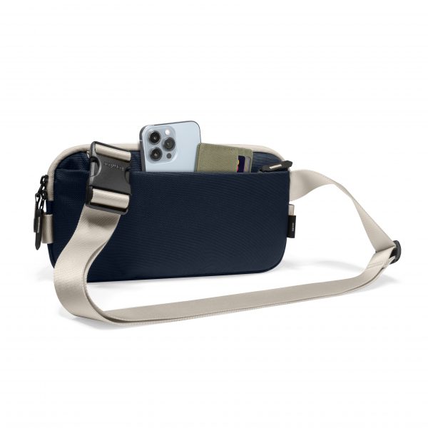 TÚI ĐEO CHÉO TOMTOC (USA) LIGHTWEIGHT SLING BAG INKY BLUE H02-A04B01 - HÀNG CHÍNH HÃNG