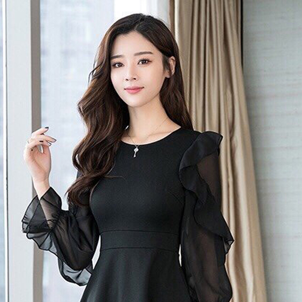 Hình ảnh Đầm Xòe Phối Tay Lưới Bèo-Size M