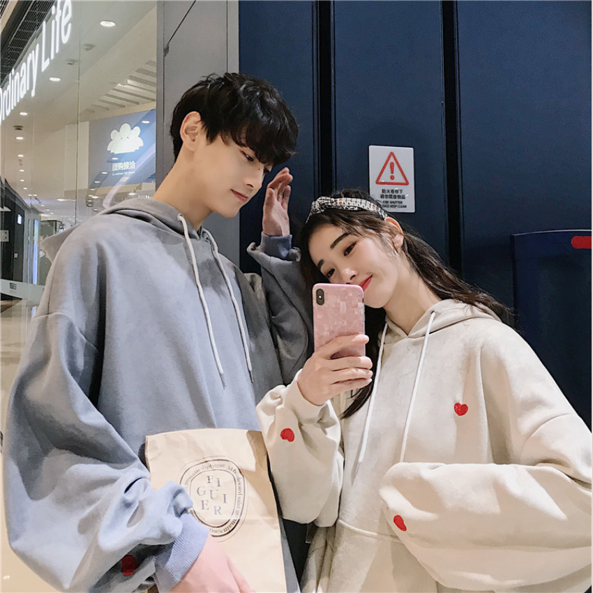 Áo Đôi Đẹp Nam Nữ MM02, Áo Đôi Với Người Yêu Nỉ Có Mũ InTim Trắng Xám ý Nghĩa