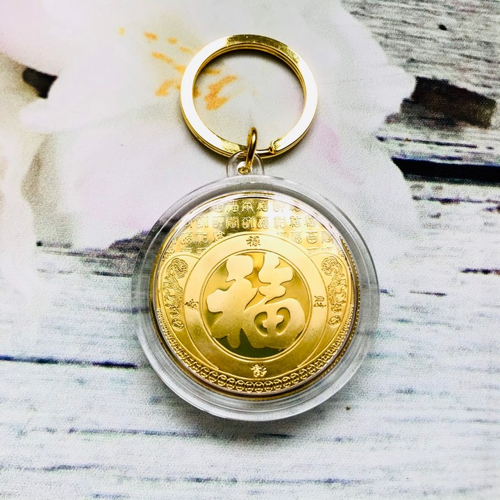 Móc Khóa Xu Song Ngư in màu dùng để trang trí chìa khóa, tăng thêm tính thẩm mỹ, bảo vệ về tâm linh, kích thước 5cm, màu vàng - TMT Collection - SP005278