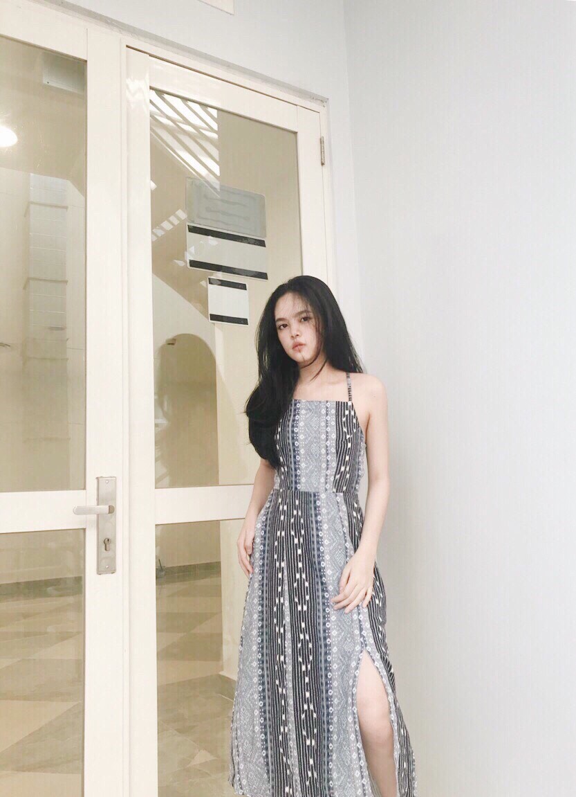 Đầm 3 dây đan dây lưng form dài che khuyết điểm