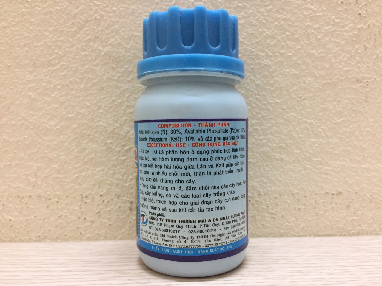 Phân Bón Lá RICHITO, 30-10-10, PHÁT TRIỂN NHANH CÀNH LÁ, CHỒI MỚI Lọ 90Gr