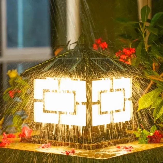 Đèn trụ cổng 4 mái tích điện hồng ngoại thời thượng COT018 - tặng thêm bóng led DT