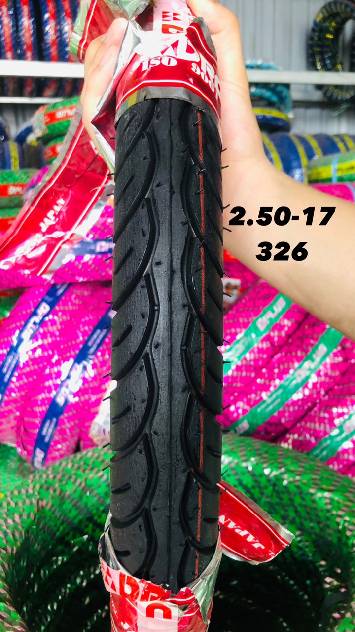 Lốp vỏ xe máy có ruột 2.50-17/326/8PR