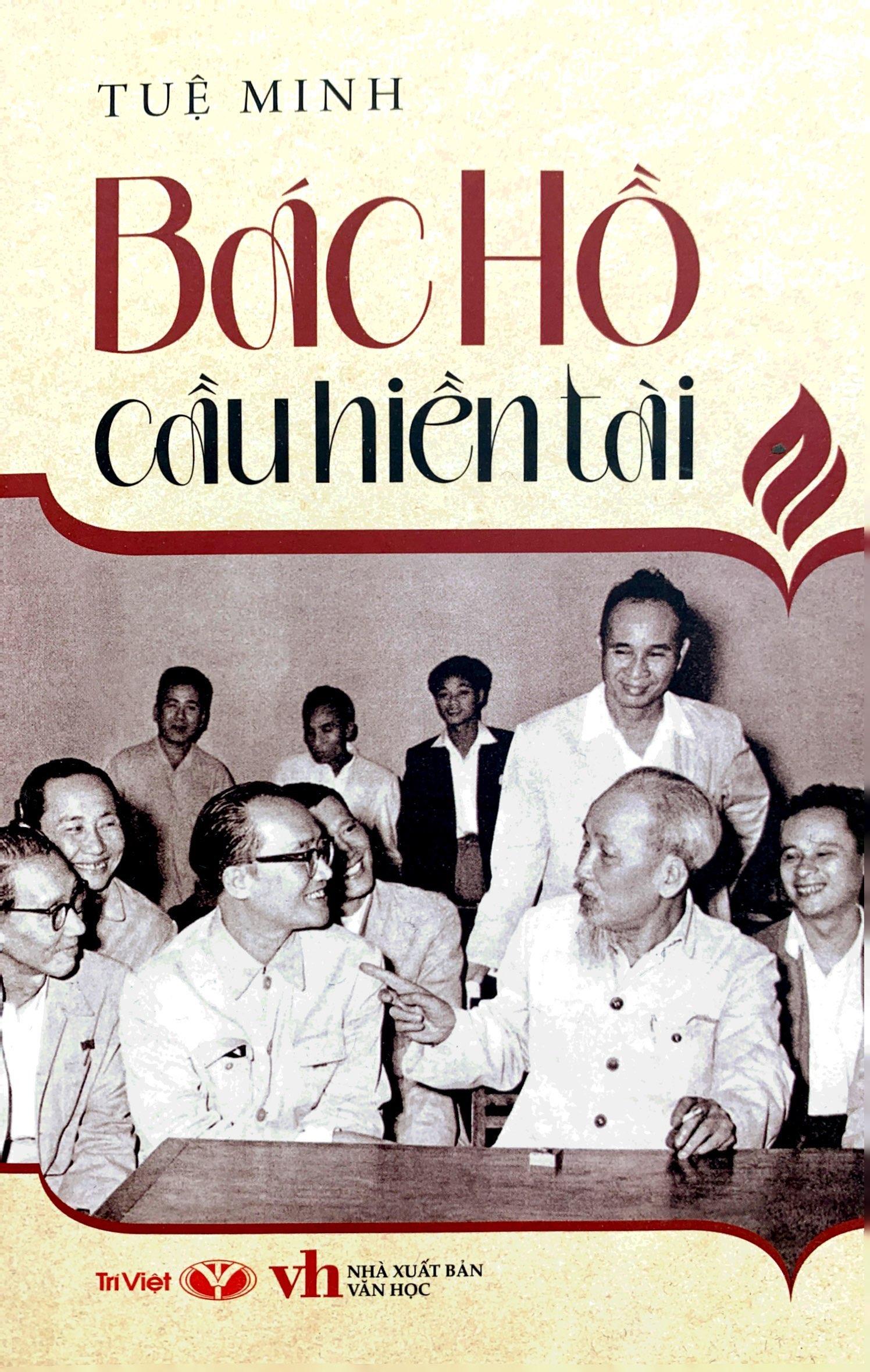 Bác Hồ Cầu Hiền Tài