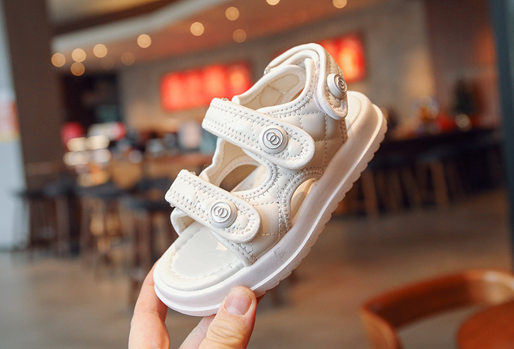 Giày Sandal quai hậu cho bé gái, thể thao siêu nhẹ, êm nhẹ chống trơn  – GSD9020