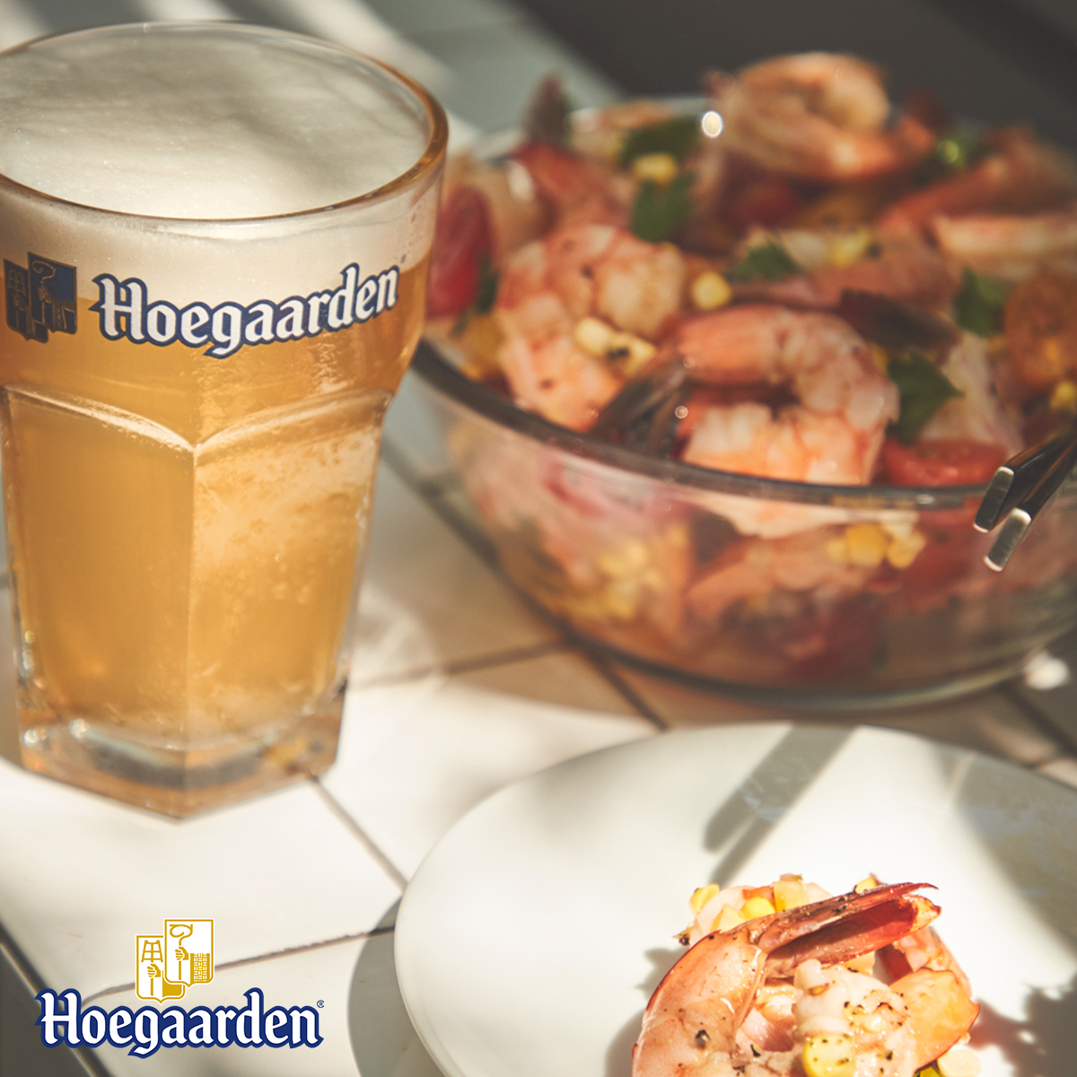 Lốc 3 Lon Bia Hoegaarden White (330ml/lon) - Dòng Bia Lúa Mì Xuất Xứ Từ Bỉ