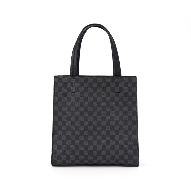 The trend of simple European and American style men and women computer bag handbag Japan and South Korea shoulder bag leather lattice leisure briefcase