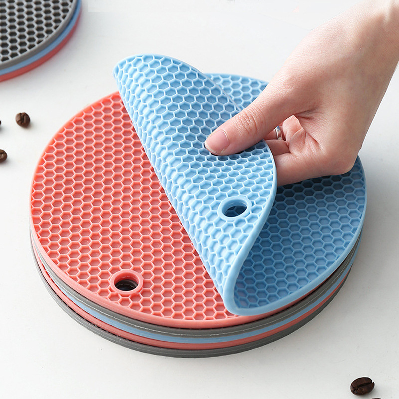Miếng Lót Silicon Đa Năng, Chống Trượt, Chống Nóng Chịu Nhiêt, Lót Nồi, Hình Tròn 14cm