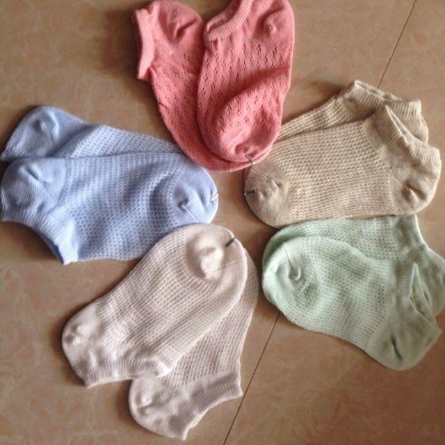 1 vỉ 5 đôi tất lưới cho bé