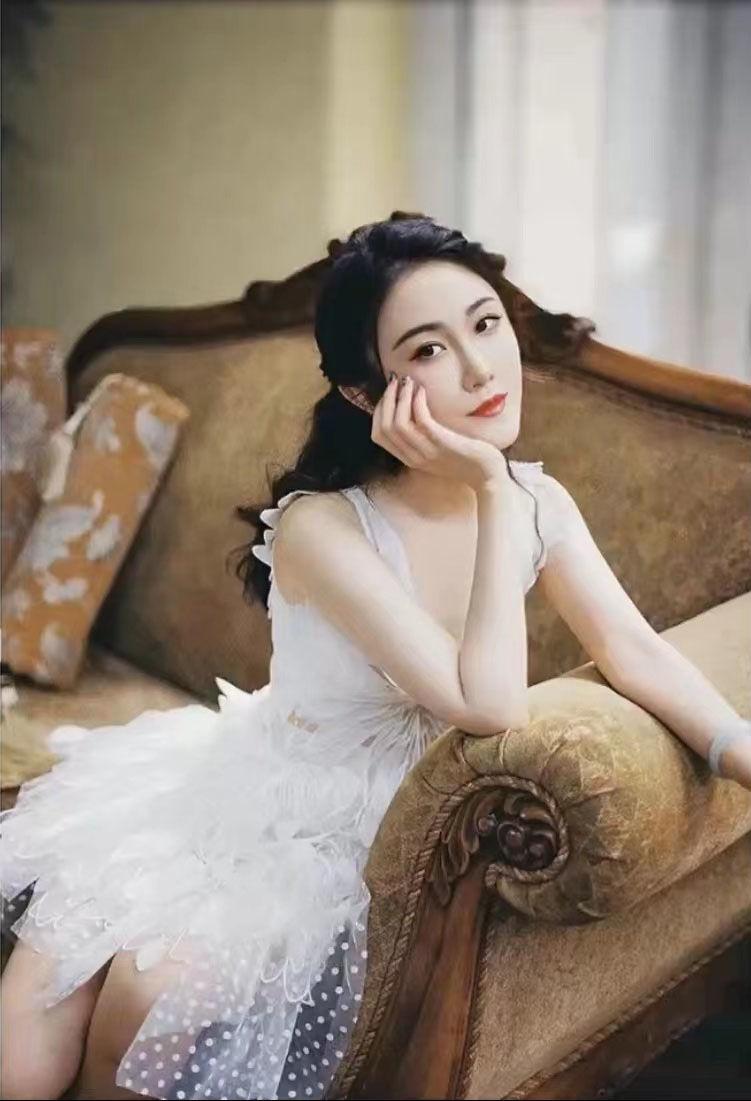 TOBE1SHOP 2023 mùa hè phụ nữ vest váy cao cấp không đều ren váy pongee váy trắng nàng tiên váy
