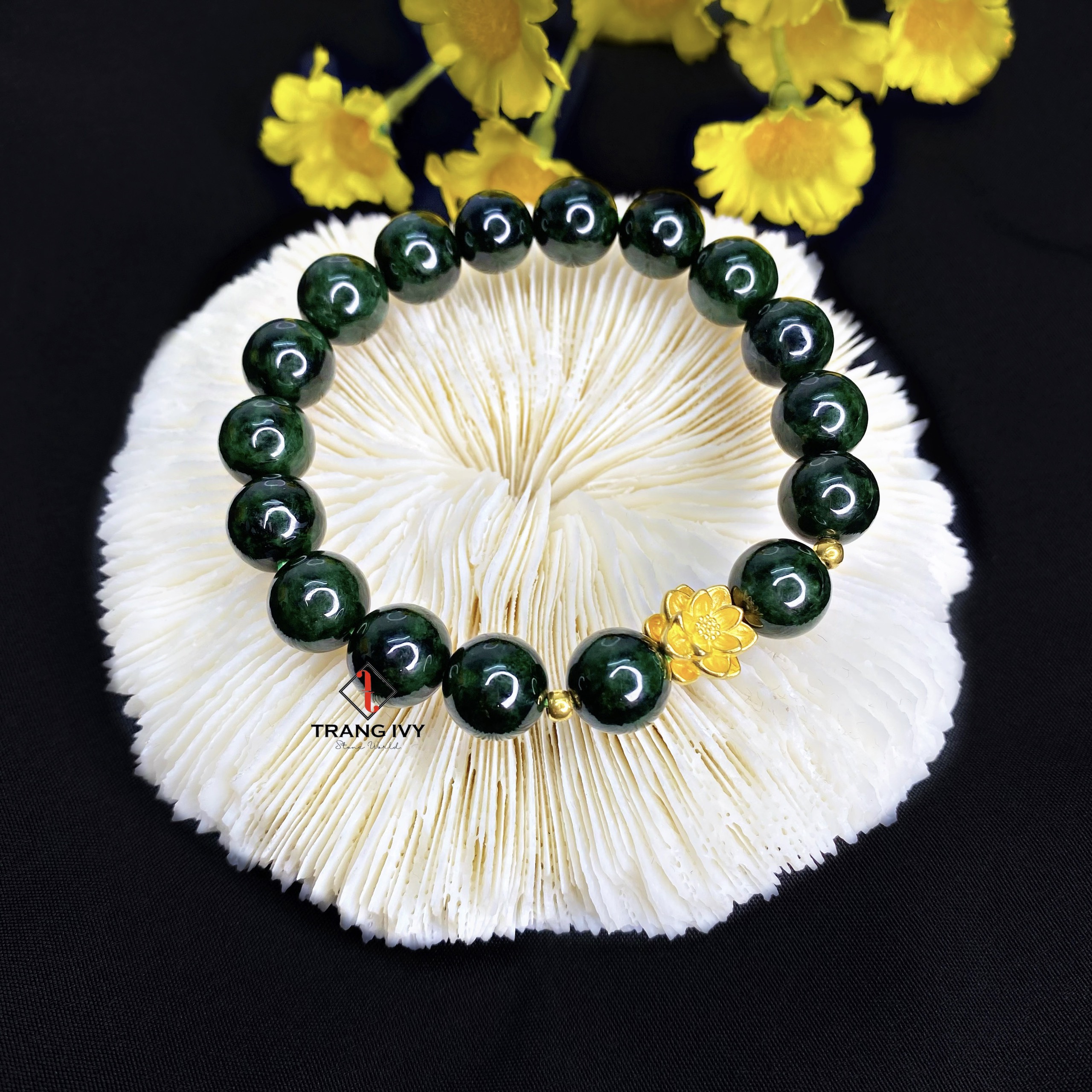 Vòng Ngọc Sơn Thuỷ Mix Charm Hoa Sen