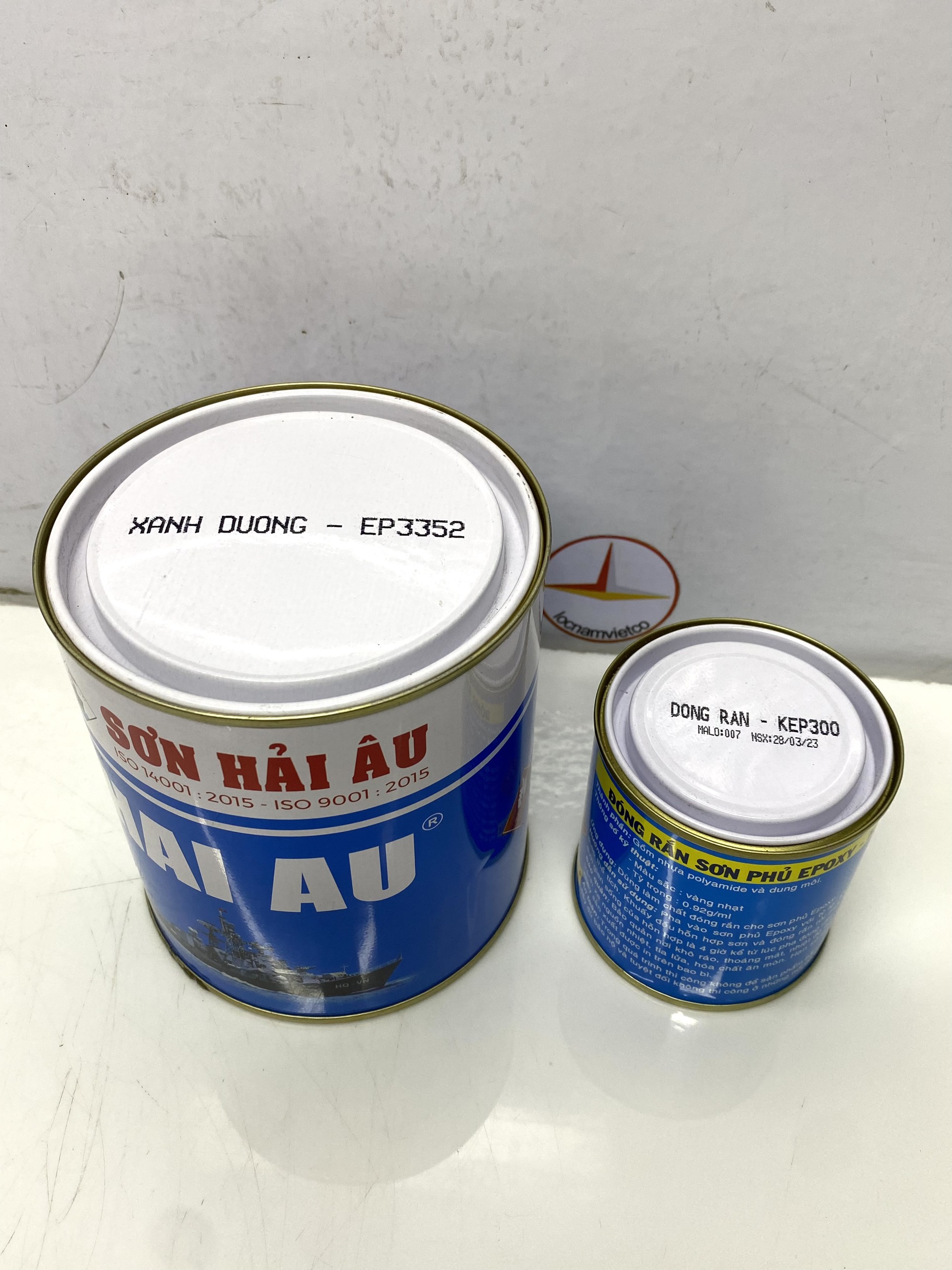 Sơn epoxy Hải Âu màu xanh dương EP352 1L/Bộ