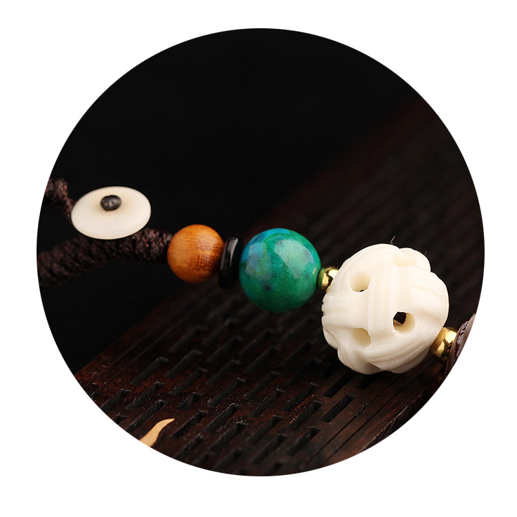 Dây treo phong thủy trên ô tô, dây treo trang trí trên ô tô kỳ lân bằng gỗ rosewood PKXH-172