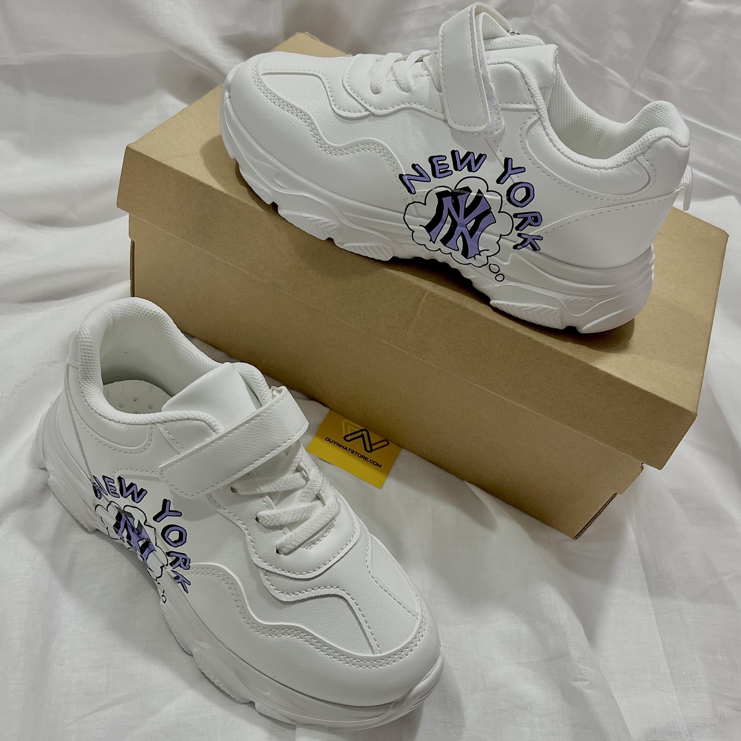 Giày Thể Thao Em Bé Gái Nữ Màu Trắng Full Duy Nhật Store Xinh Sang Size Lớn Uzzang Dây Dán Dễ Thương Sneaker Bata Chữ NY