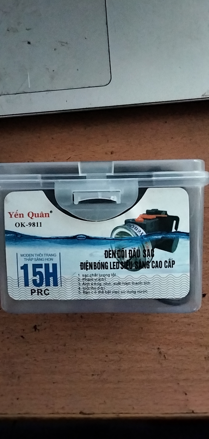 Đèn pin đội đầu 9811