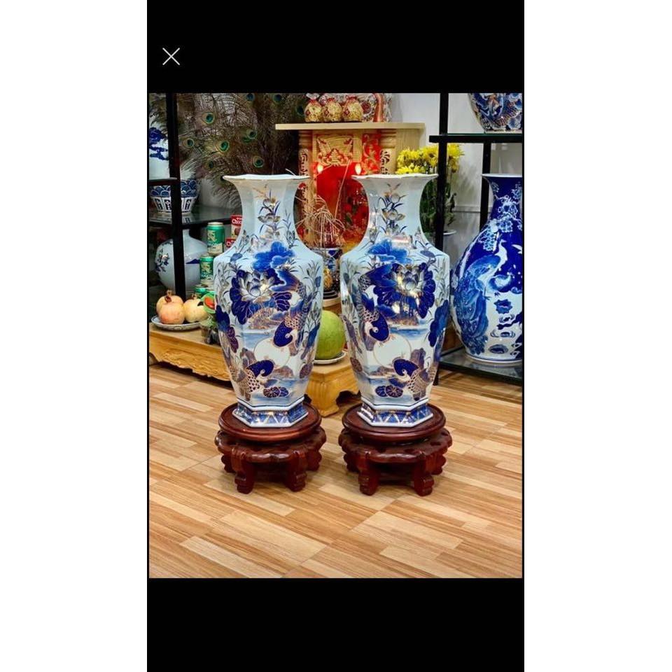 Kỷ váy gỗ hương đá