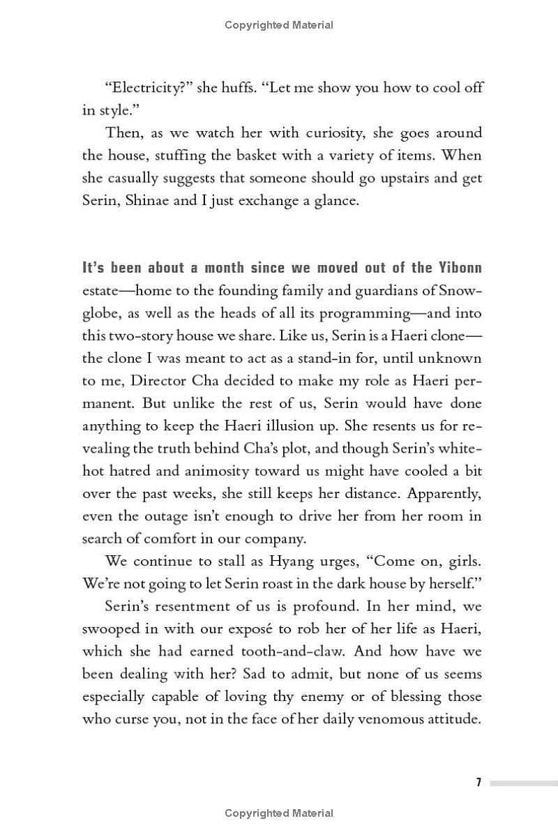 Sách ngoại văn: Snowglobe 2