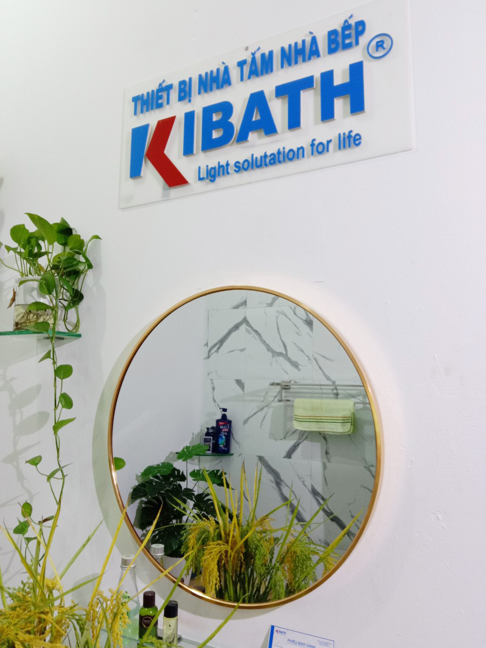 Gương Soi Kibath Hình Tròn Khung Viền Nhôm Sơn Tĩnh Điện, KB-137