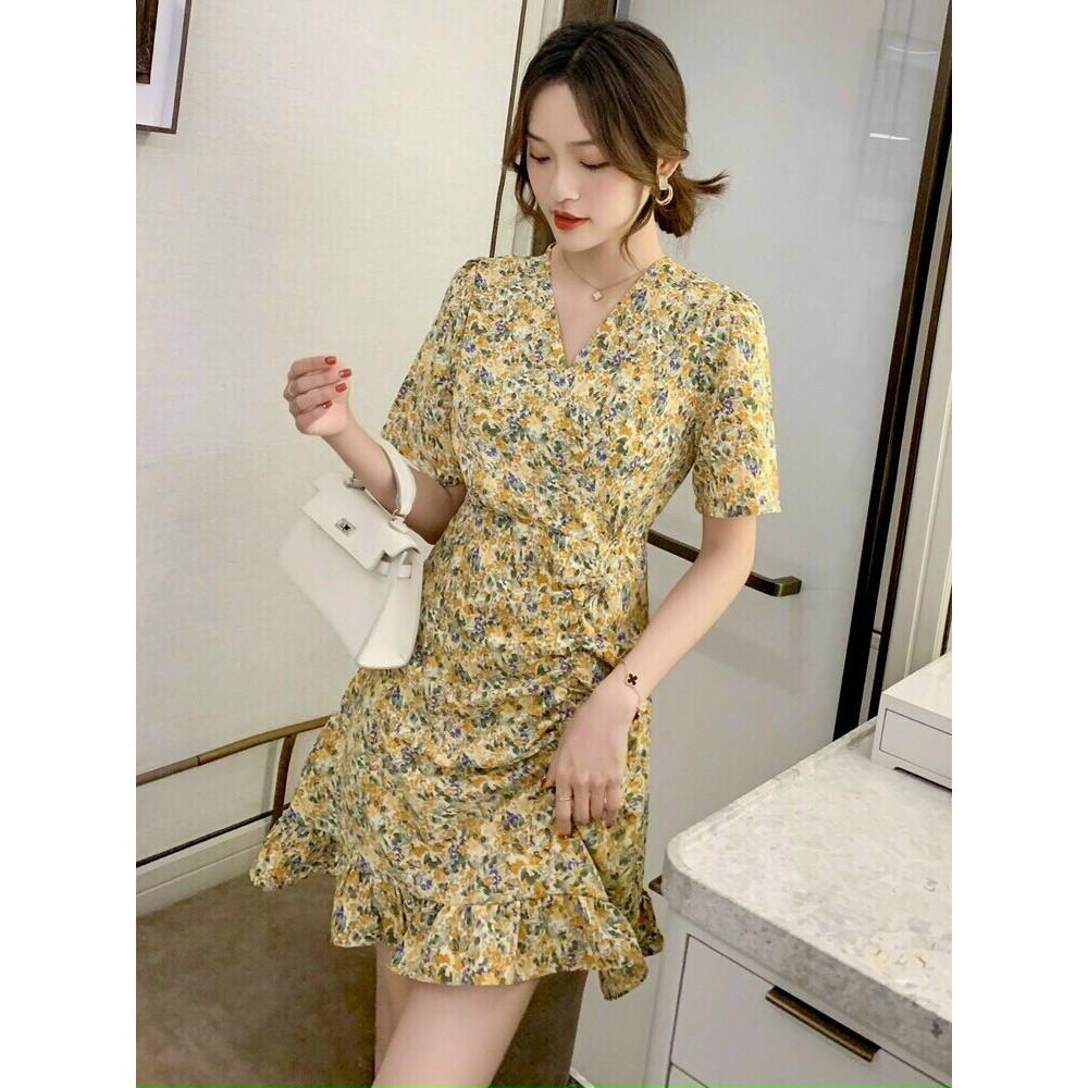 Đầm họa tiết hoa cổ tim tay lơ chân váy đuôi cá rút dây xinh lung linh