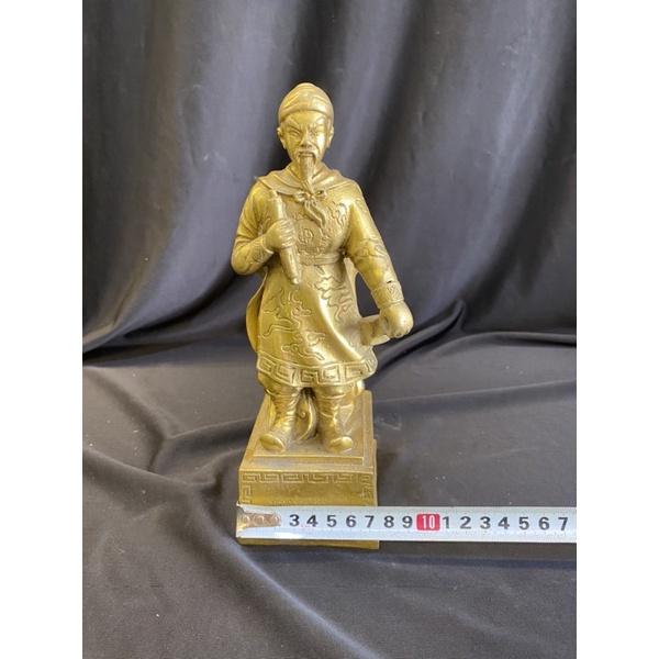 Tượng đồng trần quốc tuấn