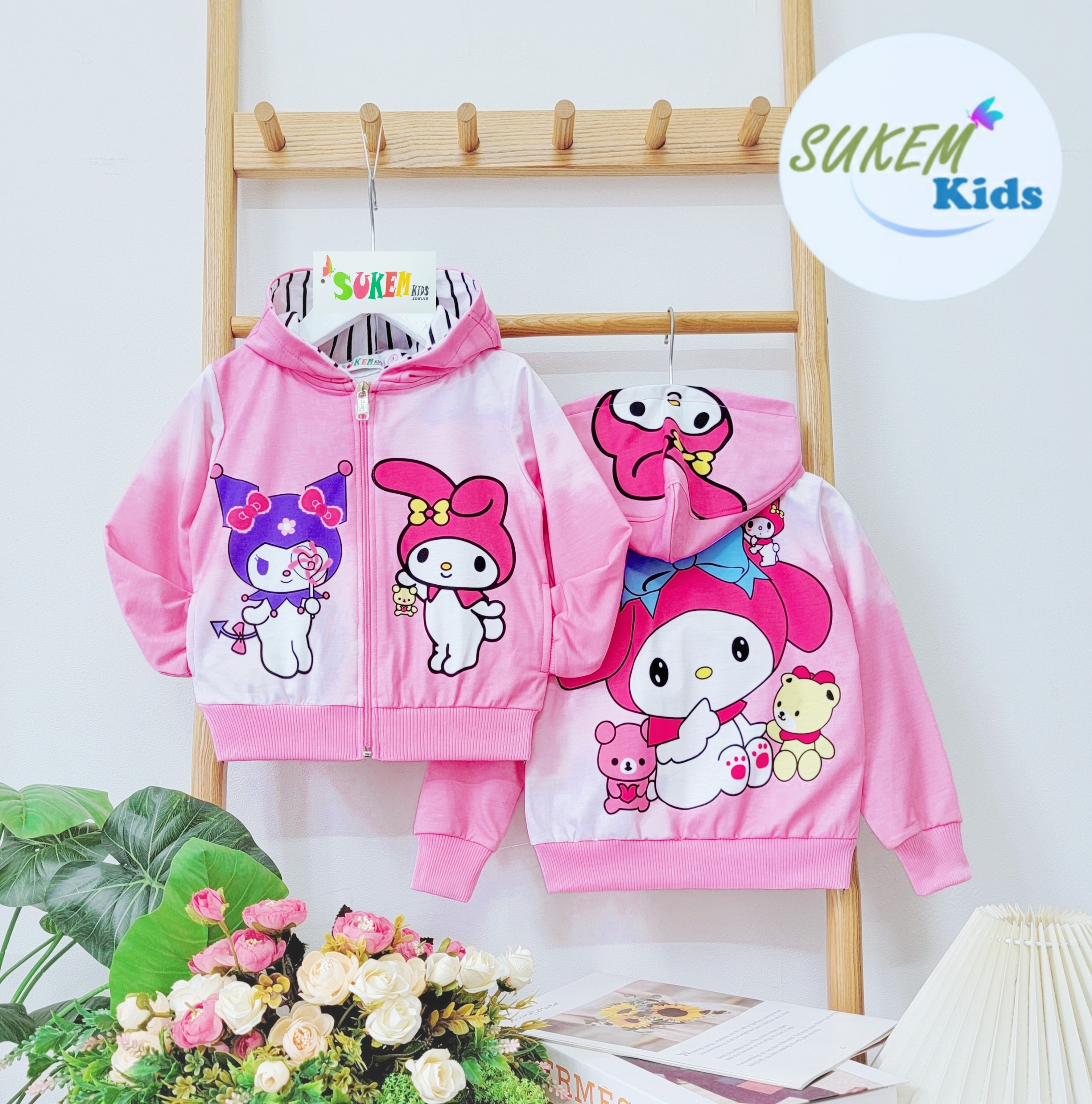 Áo khoác chống nắng có nón cho bé gái hình Kuromi melody từ 12-40kg chất da cá mịn mát